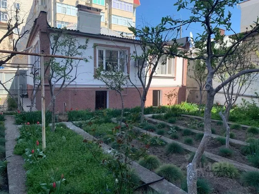 Участок в Севастополь ул. Новороссийская (5.0 сот.) - Фото 1