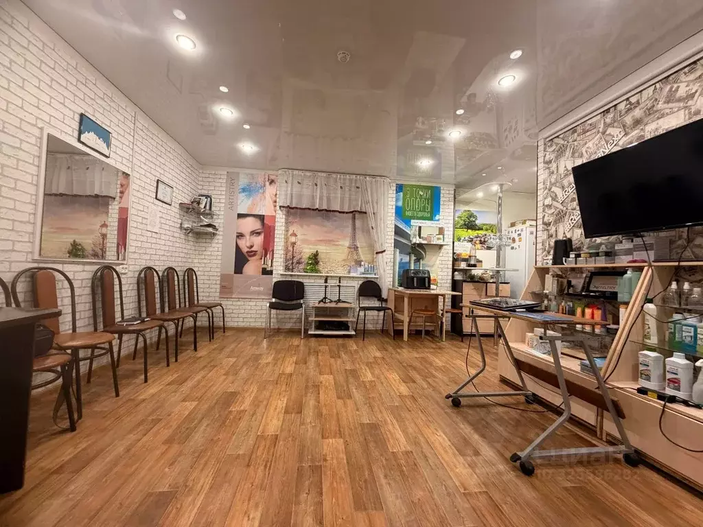 Офис в Татарстан, Набережные Челны просп. Мусы Джалиля, 55 (54 м) - Фото 1