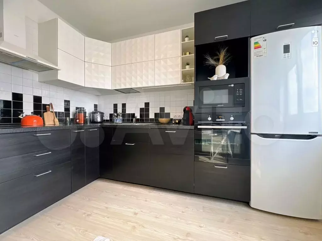 1-к. квартира, 40 м, 12/15 эт. - Фото 0
