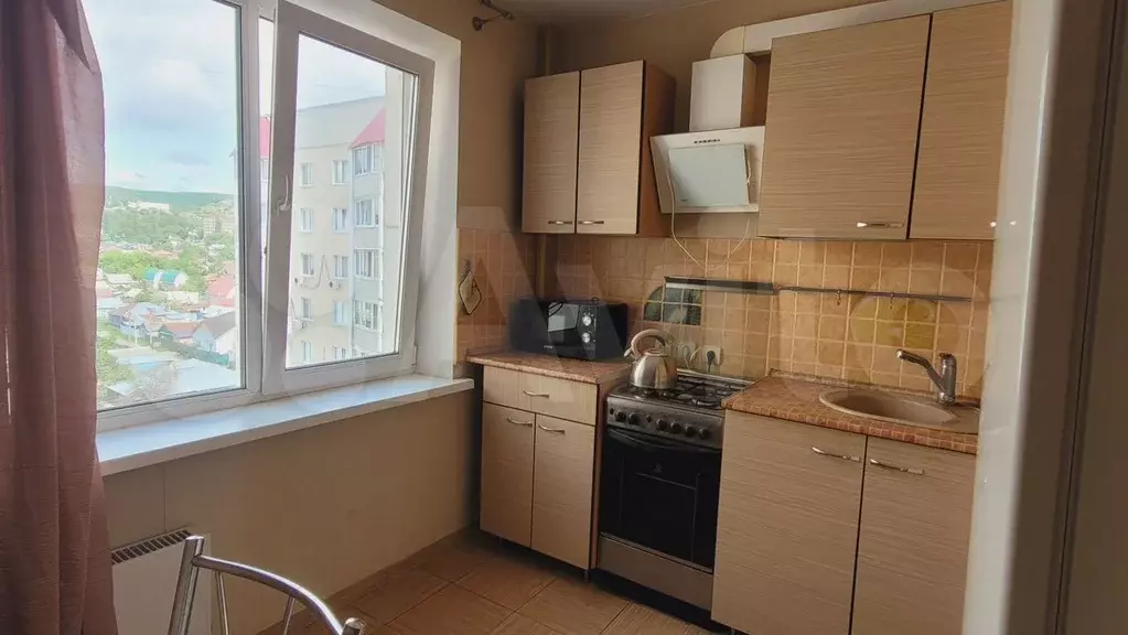 1-к. квартира, 40 м, 8/10 эт. - Фото 0