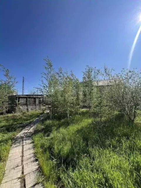 Дом в Саха (Якутия), Якутск ул. Пилотов, 58/3 (155 м) - Фото 1