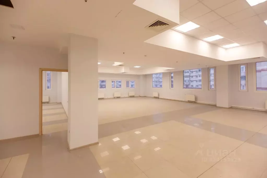 Офис в Санкт-Петербург просп. Испытателей, 30к2 (2052 м) - Фото 1