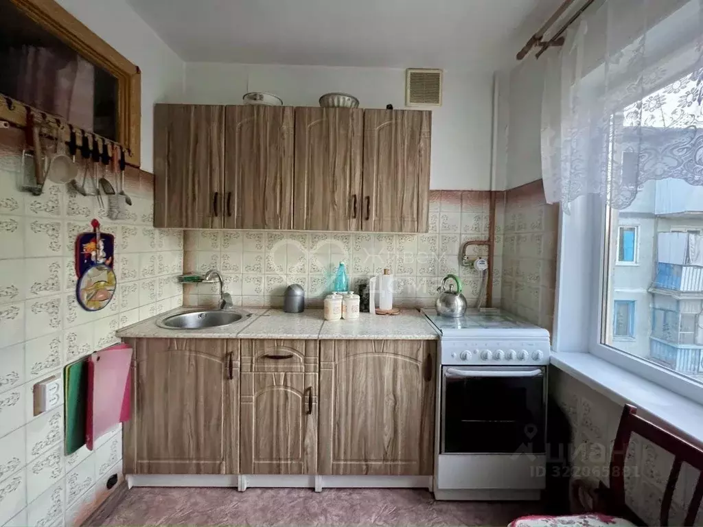 3-к кв. Волгоградская область, Волгоград Жилгородок мкр, ул. Савкина, ... - Фото 2