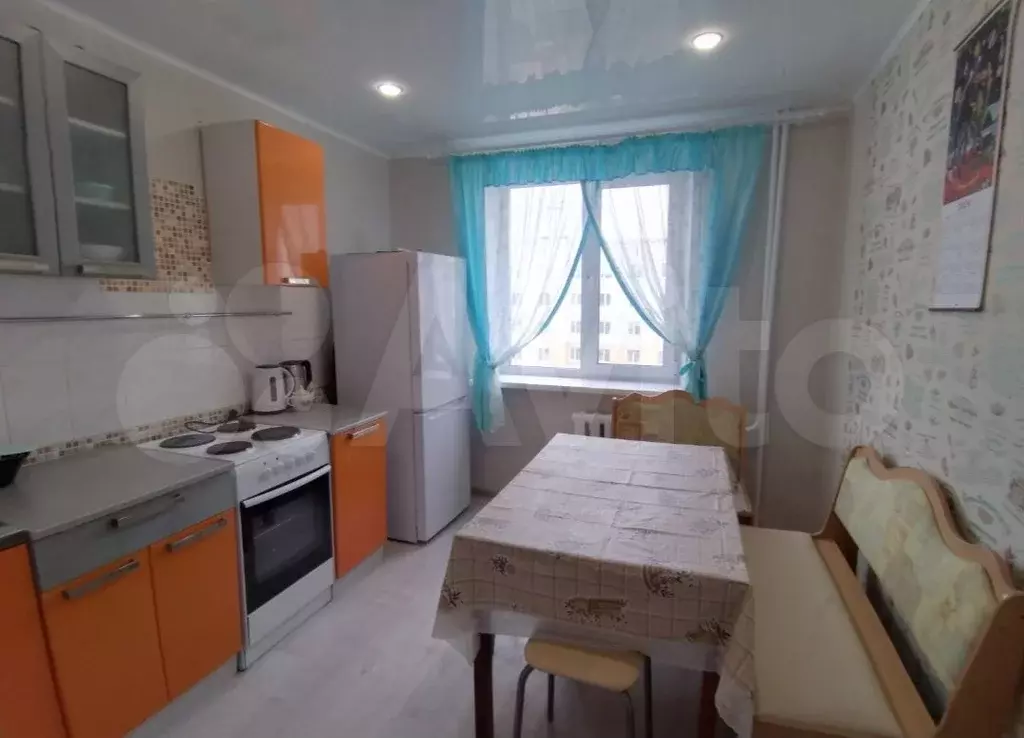 2-к. квартира, 60 м, 8/9 эт. - Фото 1