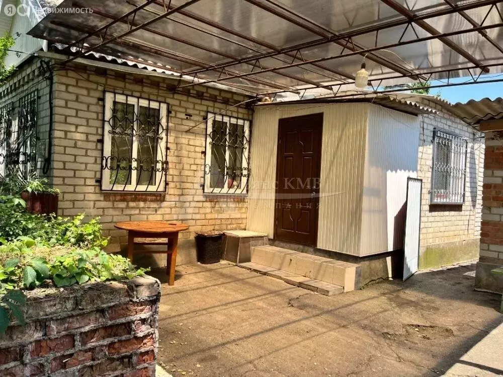 Дом в Новопавловск, Октябрьская улица (60 м) - Фото 1