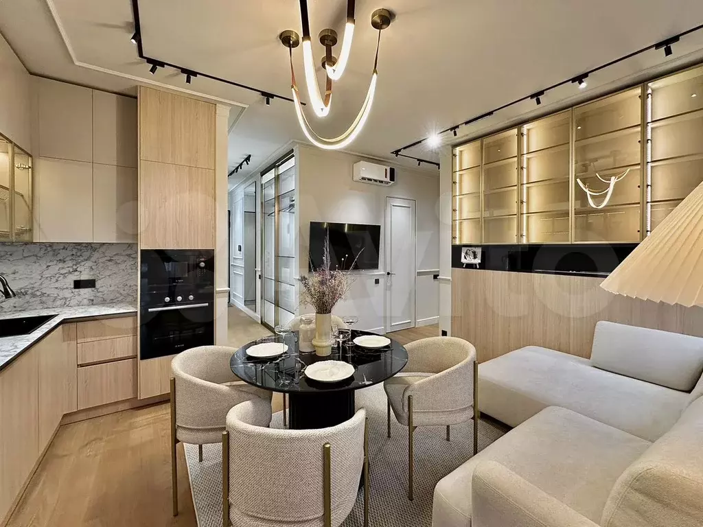 3-к. квартира, 60 м, 23/28 эт. - Фото 1