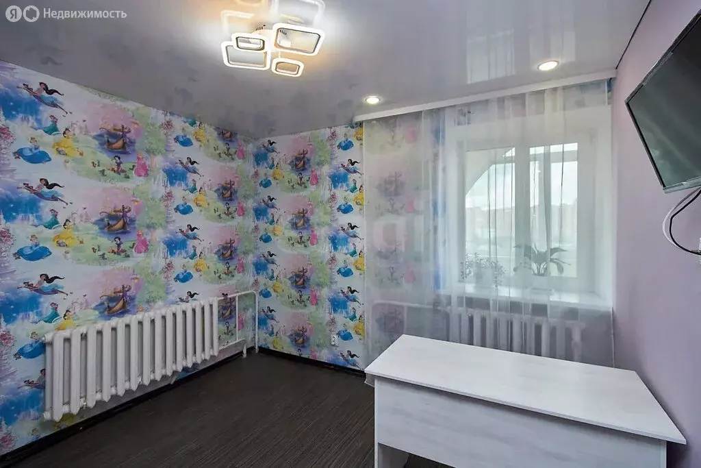 3-комнатная квартира: Тюмень, микрорайон Мыс, улица Малиновского, 8 ... - Фото 1
