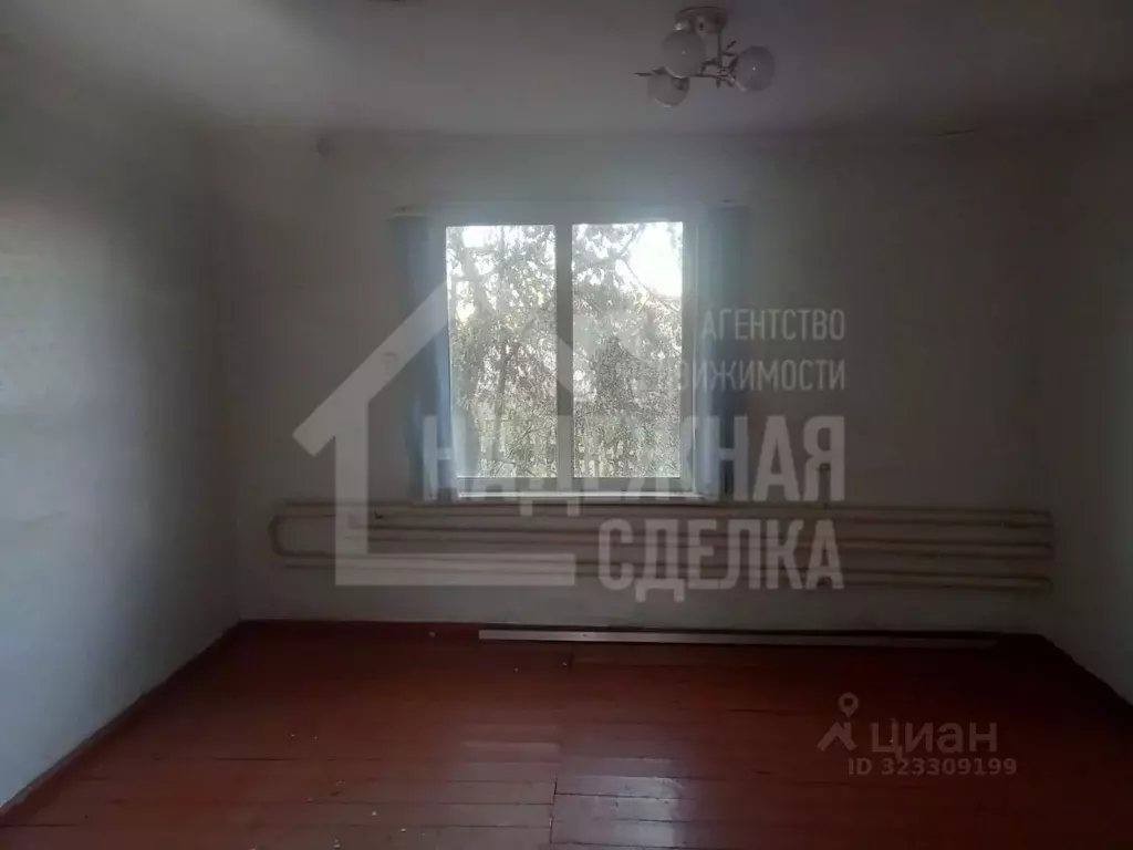 Дом в Алтайский край, Поспелихинский район, Клепечихинский сельсовет, ... - Фото 1