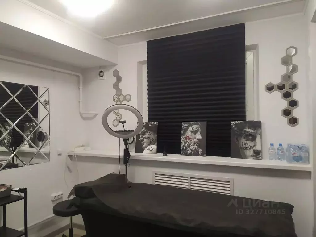 Помещение свободного назначения в Краснодарский край, Геленджик ул. ... - Фото 1