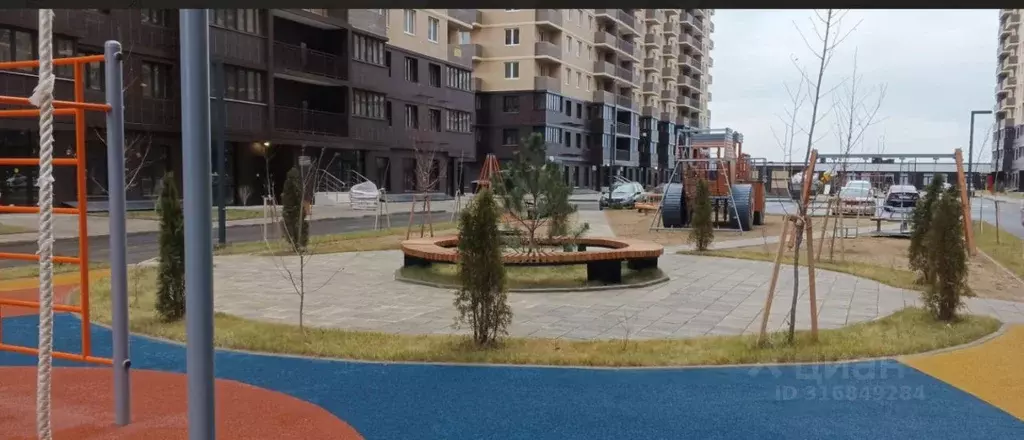 2-к кв. Краснодарский край, Краснодар ул. Имени Героя Ростовского, 8к7 ... - Фото 0