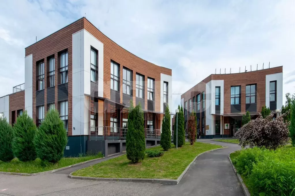 2-к. квартира, 57 м, 3/3 эт. - Фото 0