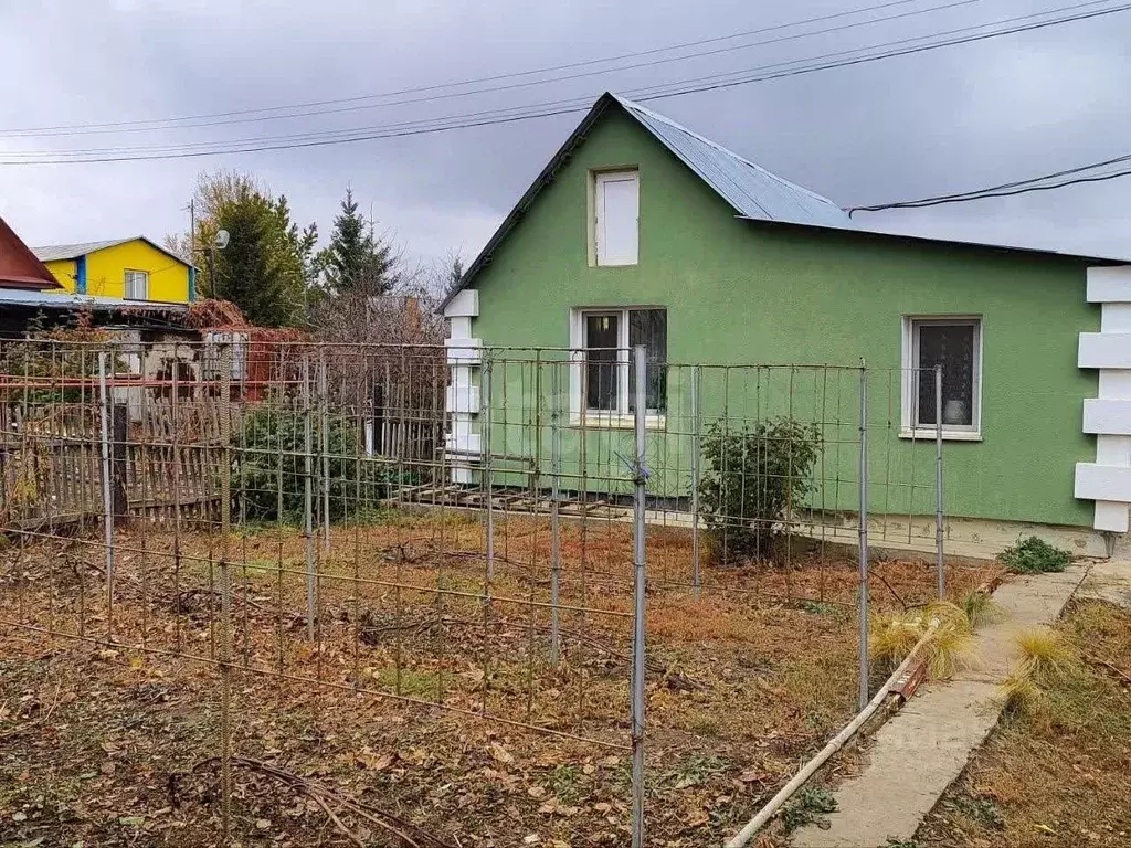 Дом в Оренбургская область, Оренбургский район, Нежинский сельсовет, ... - Фото 1