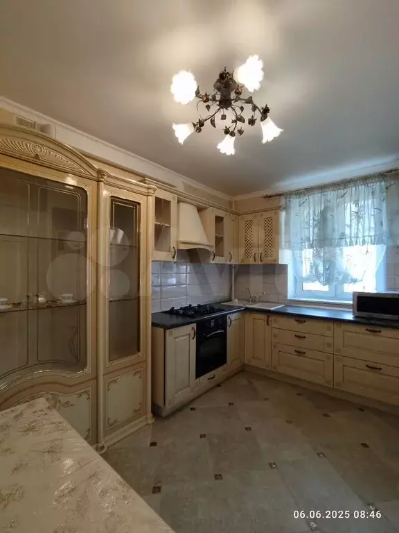 2-к. квартира, 61 м, 3/9 эт. - Фото 0