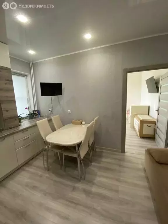 1-комнатная квартира: Астрахань, улица Бабаевского, 1к7 (40 м) - Фото 2