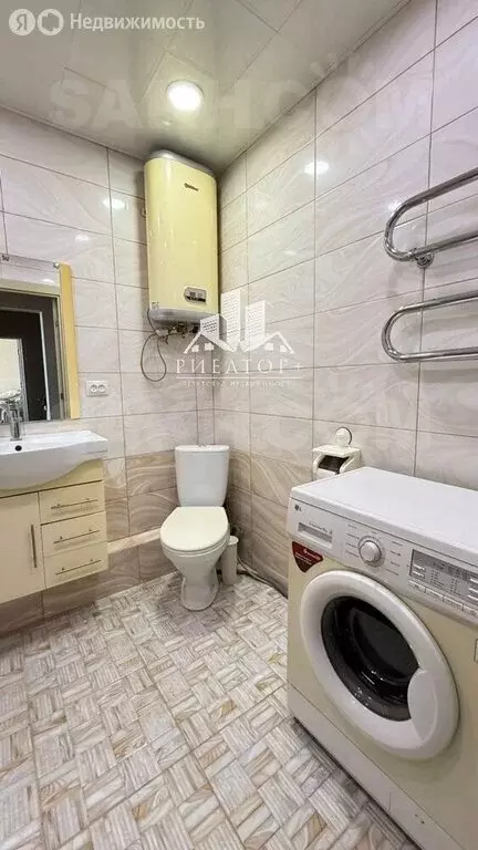 2-комнатная квартира: Южно-Сахалинск, улица А.О. Емельянова, 17 (50.8 ... - Фото 1