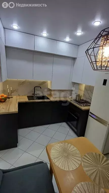 2-комнатная квартира: Калининград, Тихорецкая улица, 22А (52 м) - Фото 1