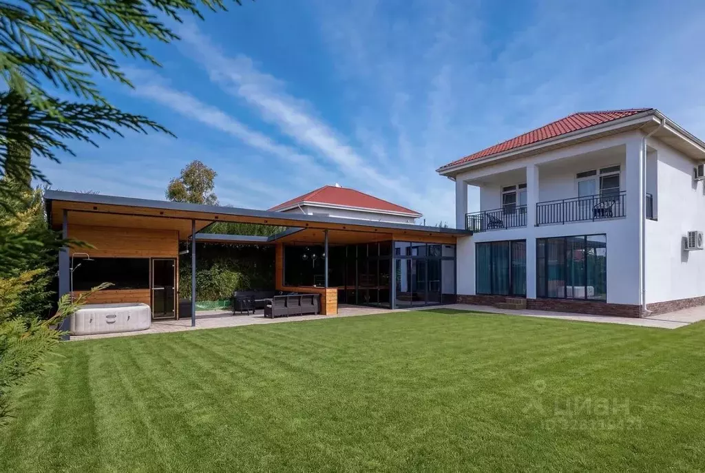 Дом в Краснодарский край, Сочи ул. Мелетяна, 19 (135 м) - Фото 1