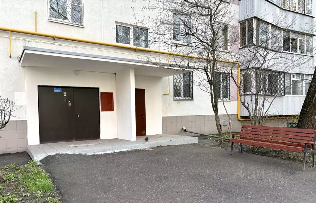 3-к кв. Москва ул. Сталеваров, 10К1 (57.42 м) - Фото 2