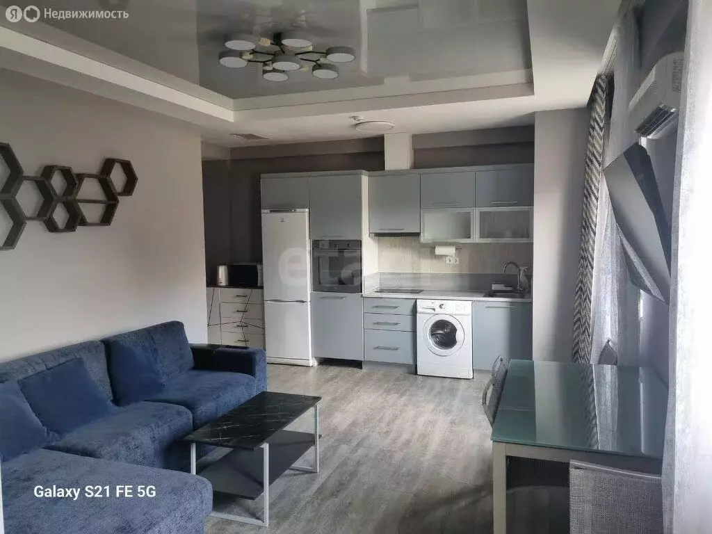 2-комнатная квартира: Алушта, Краснофлотская улица, 1к10 (58 м) - Фото 1