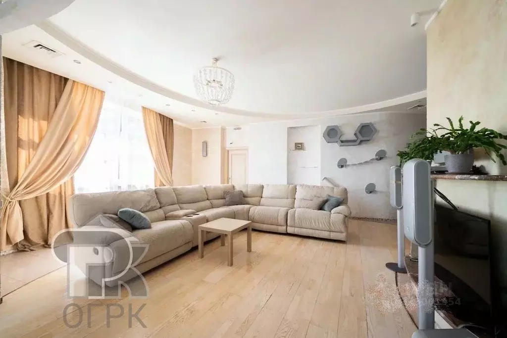 3-к кв. Москва Авиационная ул., 79К1 (126.5 м) - Фото 1