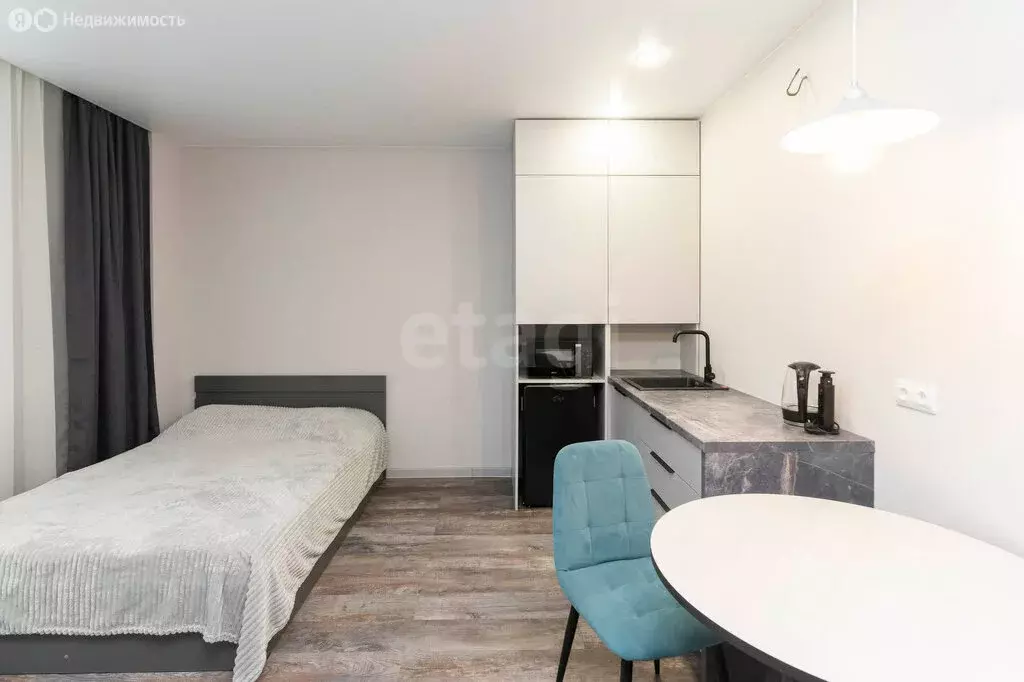 Квартира-студия: Тюмень, улица Валентины Трофимовой, 8 (26.8 м) - Фото 1