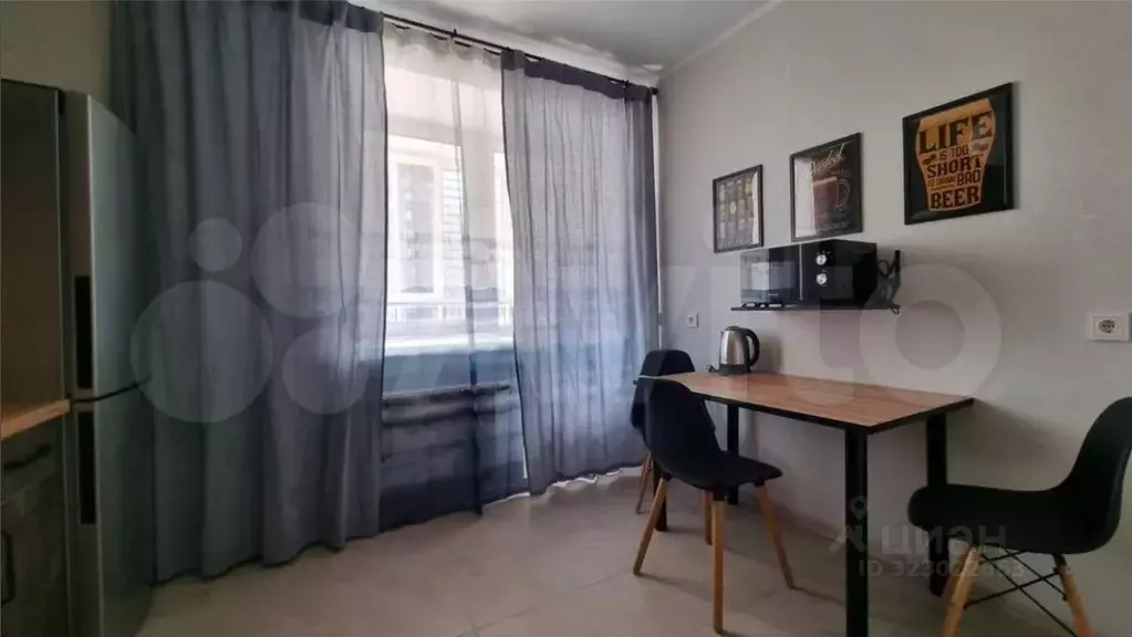 1-к кв. Белгородская область, Старый Оскол Степной мкр, 33Г (43.0 м) - Фото 2