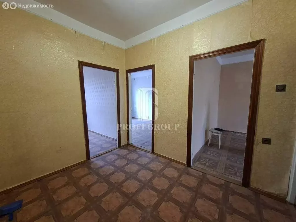 3-комнатная квартира: Махачкала, проспект Имама Шамиля, 36 (67 м) - Фото 1