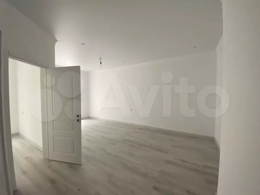 1-к. квартира, 45 м, 10/10 эт. - Фото 0