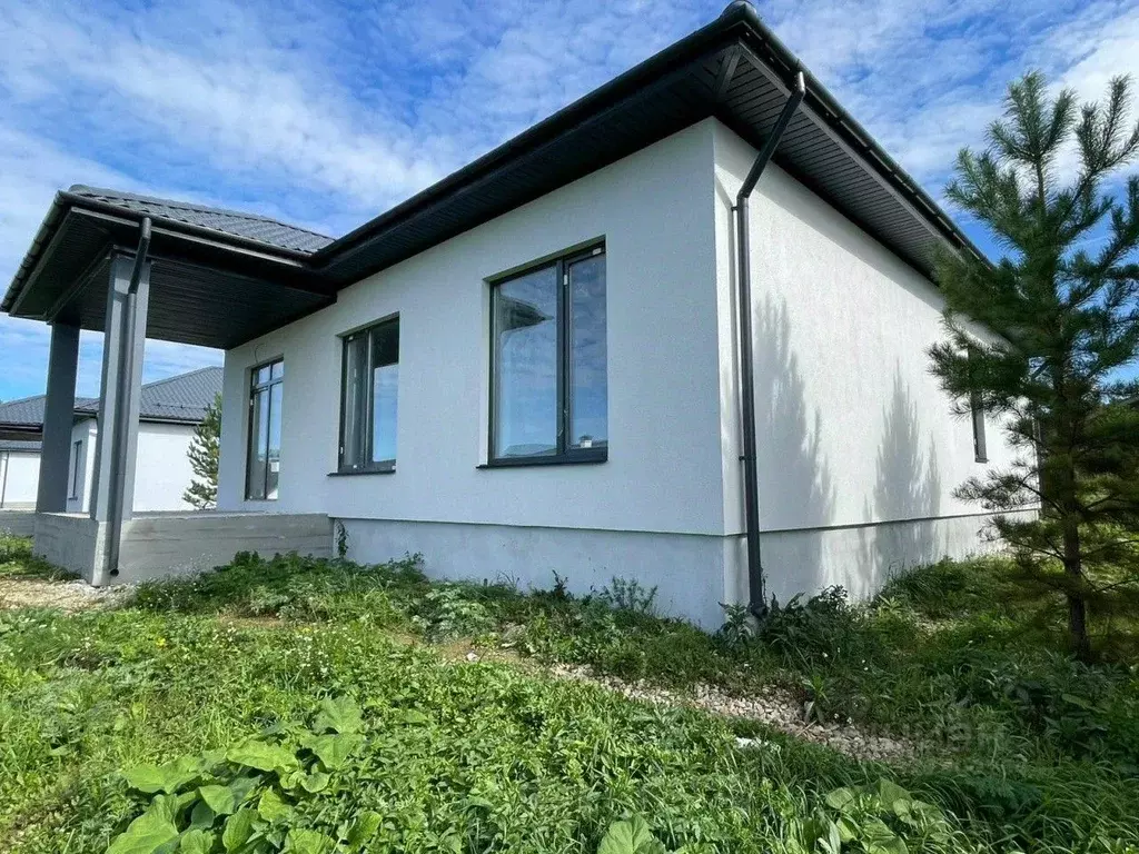 Дом в Свердловская область, Белоярский муниципальный округ, пос. ... - Фото 1