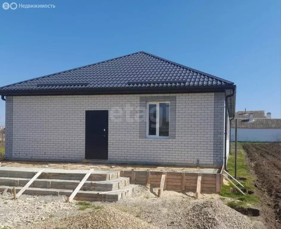 Дом в село Юровка, Крымская улица (101.2 м) - Фото 0