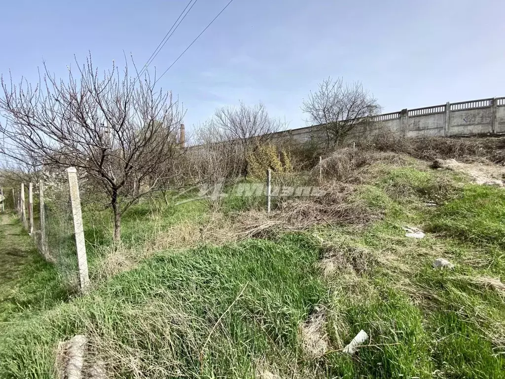 Участок в Крым, Симферополь ул. Тарабукина (8.0 сот.) - Фото 1