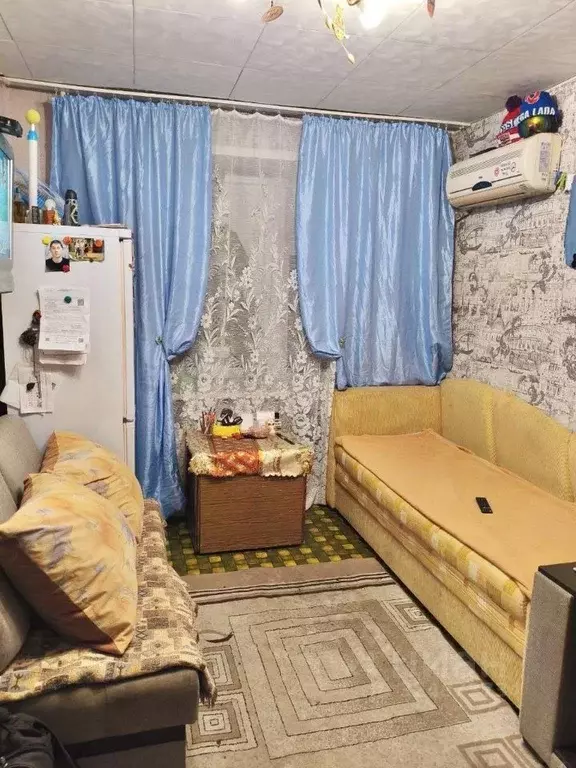 Комната Самарская область, Тольятти Революционная ул., 3к2 (10.6 м) - Фото 1