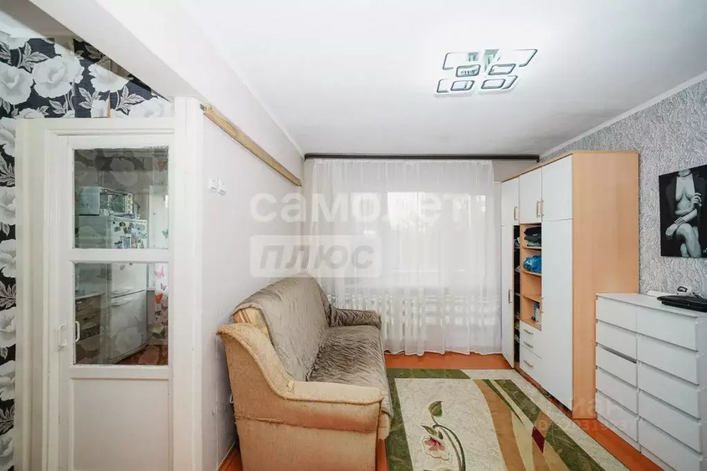 1-к кв. Омская область, Омск просп. Мира, 171 (31.3 м) - Фото 0