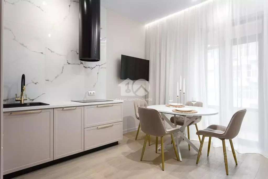 1-к кв. Новосибирская область, Новосибирск Красный просп., 220 (42.0 ... - Фото 0