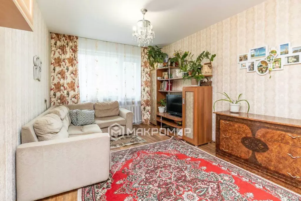 2-к кв. Ханты-Мансийский АО, Сургут ул. Просвещения, 37 (52.9 м) - Фото 0
