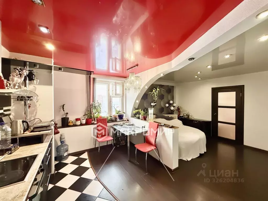 2-к кв. Кировская область, Киров ул. Ленина, 185 (68.0 м) - Фото 1