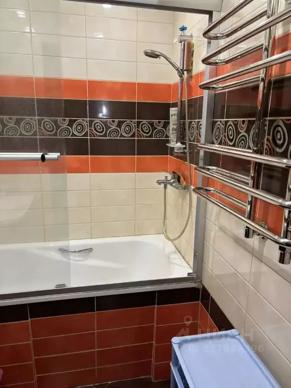 3-к кв. Липецкая область, Липецк Октябрьская ул., 1 (68.9 м) - Фото 1