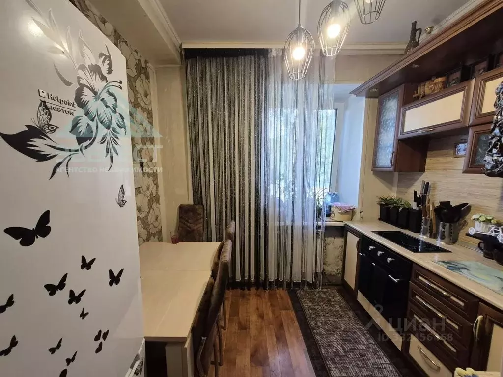 3-к кв. Хакасия, Черногорск ул. Чапаева, 33А (67.0 м) - Фото 2