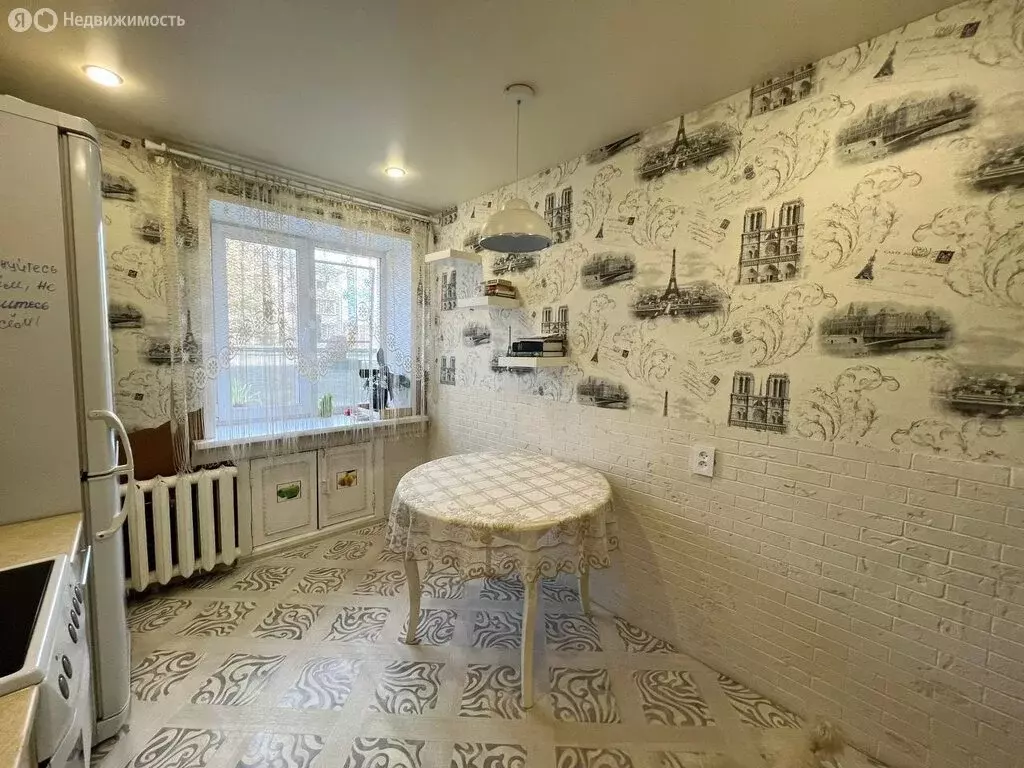 4-комнатная квартира: Киров, улица Ленина, 15 (71.7 м) - Фото 1