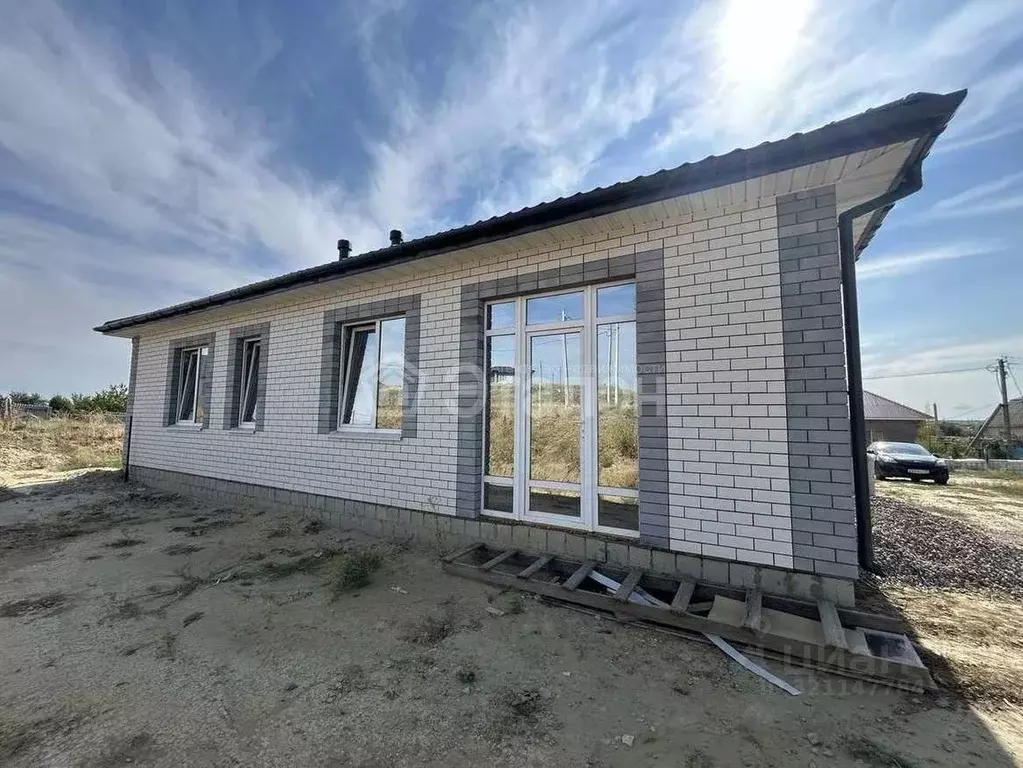 Дом в Волгоградская область, Городище рп Рабоче-крестьянская ул. (105 ... - Фото 1