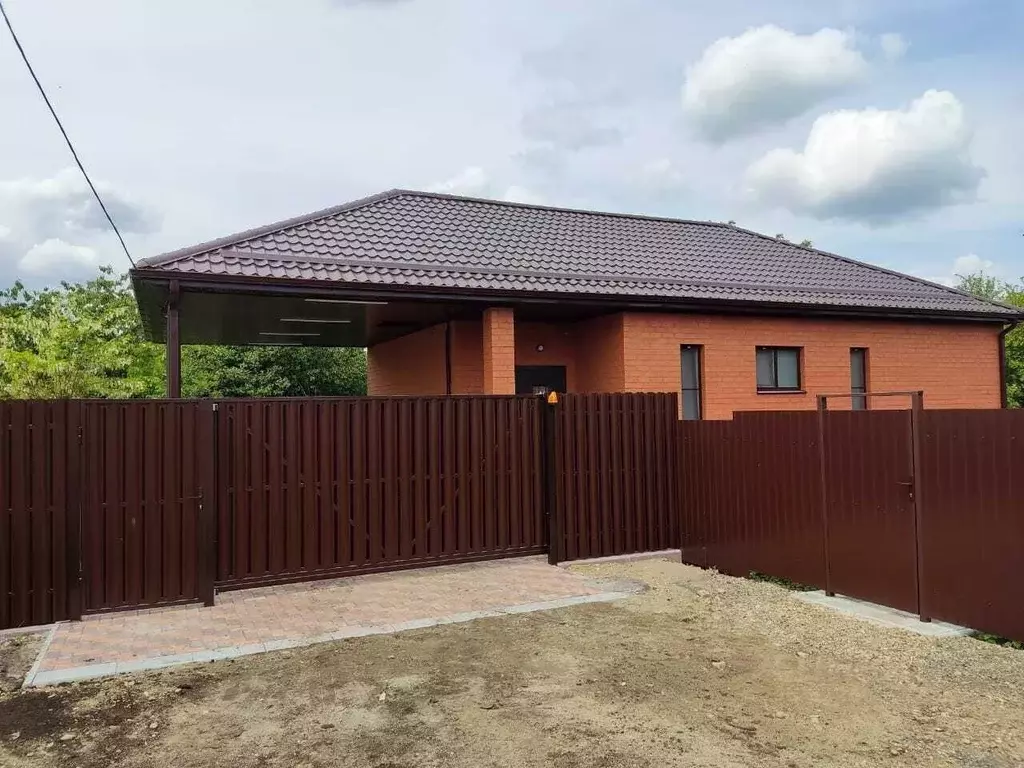 Дом в Краснодарский край, Динской район, Пластуновское с/пос, ... - Фото 0