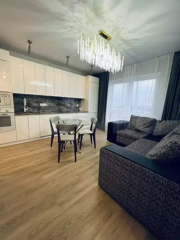 2-к. квартира, 50 м, 22/32 эт. - Фото 0