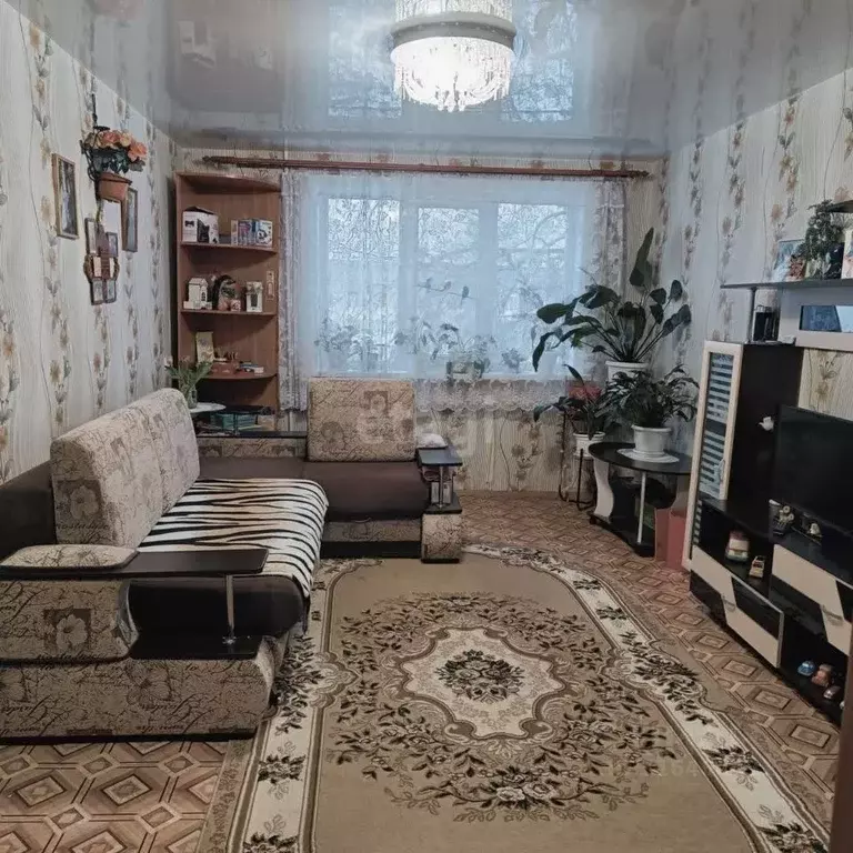 3-к кв. Свердловская область, Первоуральск ул. Вайнера, 45А (55.1 м) - Фото 0