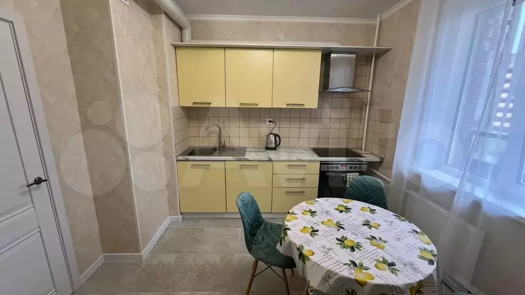 1-к. квартира, 40 м, 4/12 эт. - Фото 0