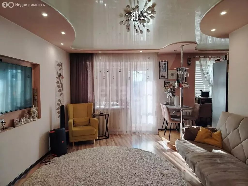 3-комнатная квартира: Шадринск, улица Урицкого, 47 (62 м) - Фото 1