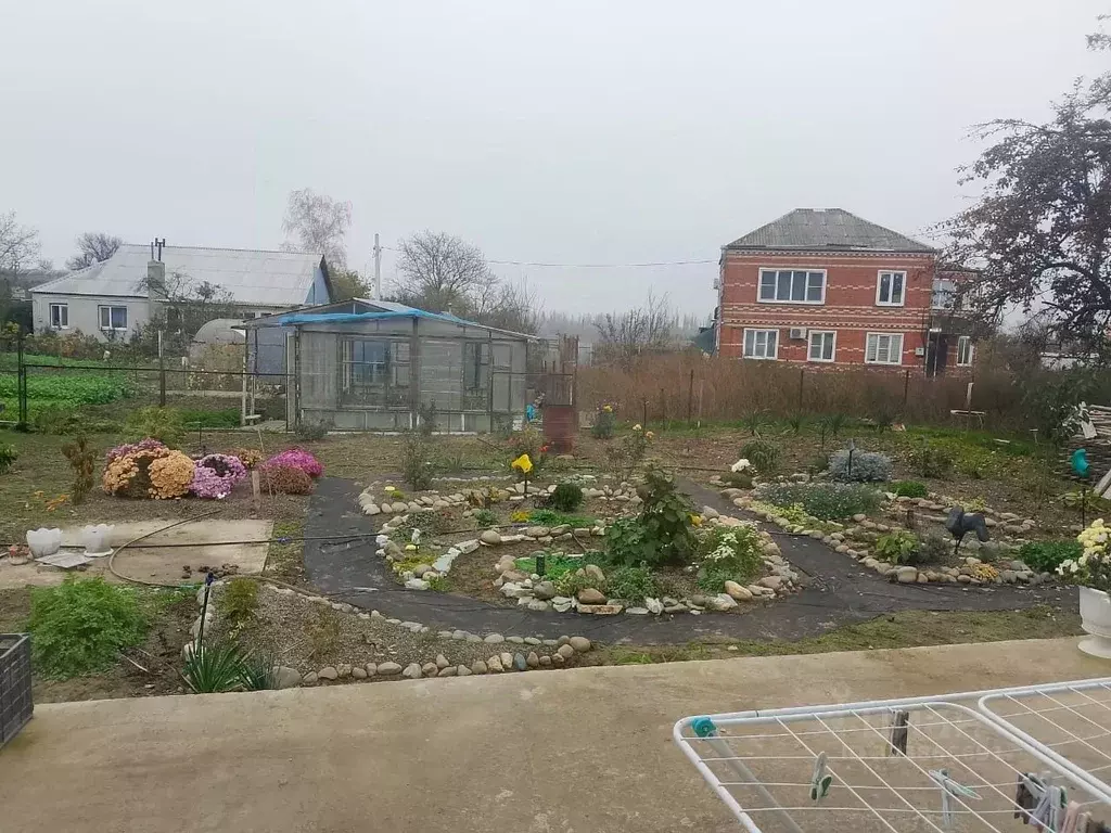 Дом в Краснодарский край, Крымский район, Варениковская ст-ца ул. ... - Фото 1