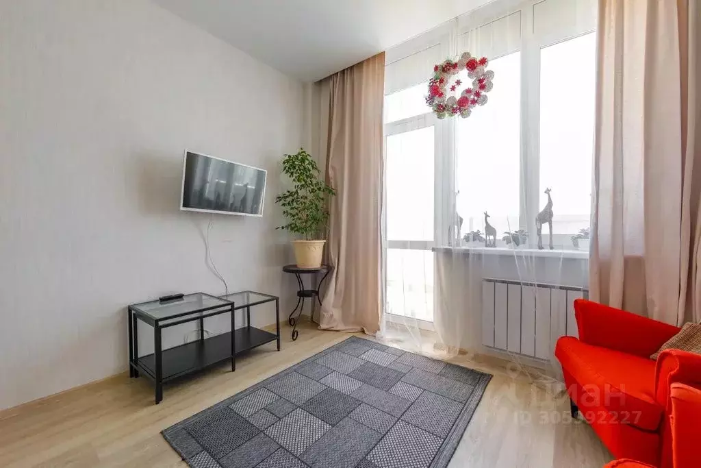 1-к кв. Свердловская область, Екатеринбург ул. Крестинского, 35 (35.0 ... - Фото 1