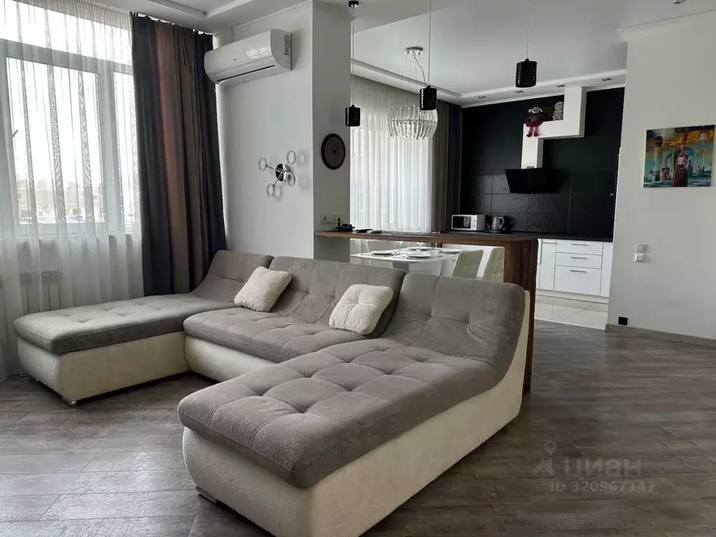 1-к кв. Татарстан, Казань ул. Павлюхина, 110В (65.0 м) - Фото 1