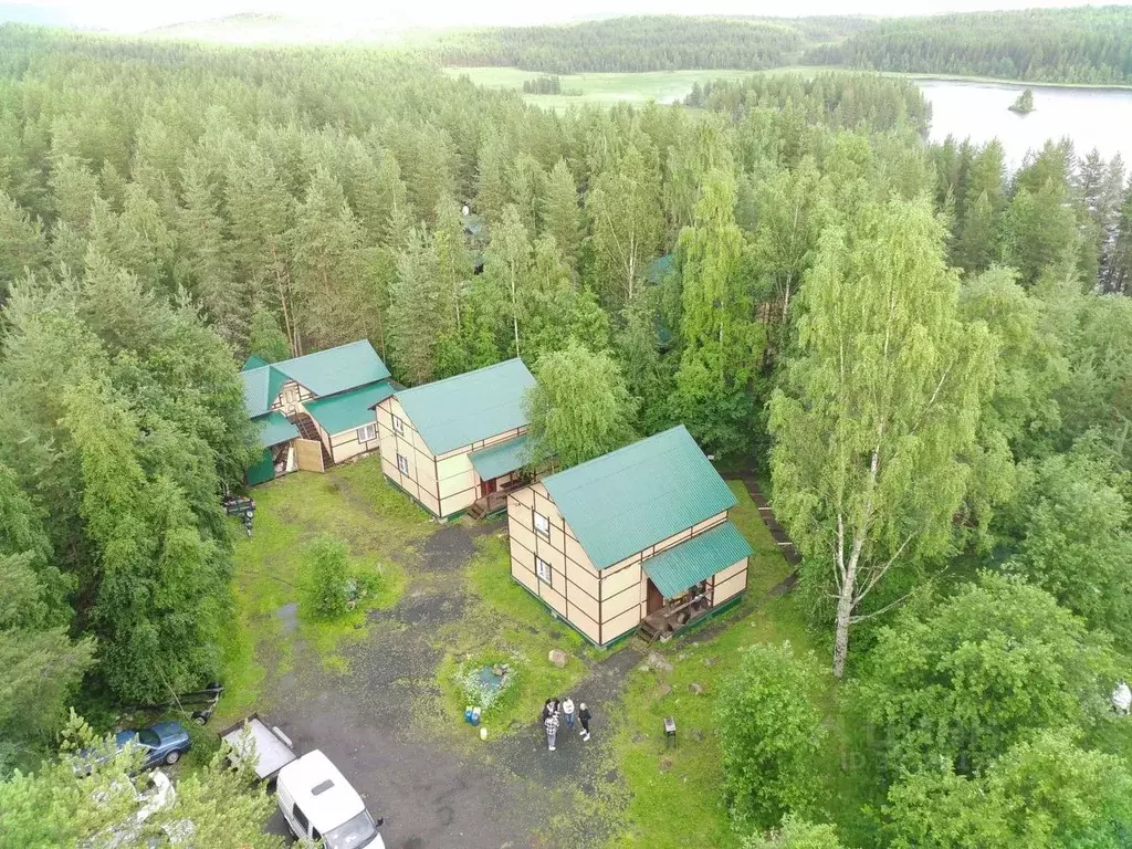 Дом в Мурманская область, Кандалакшский район, Зеленоборский пгт, пос. ... - Фото 1