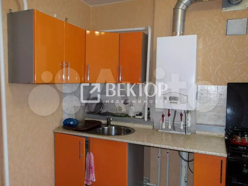 1-к. квартира, 39 м, 3/3 эт. - Фото 1